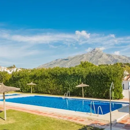 Semesterbostad En- Cozy Andalusian Style Townhouse In Marbella