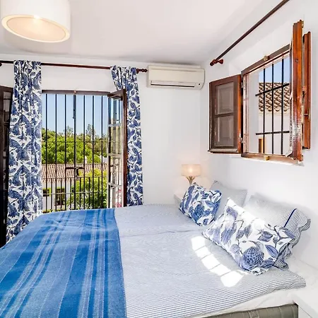 Holiday home En- Cozy Andalusian Style Townhouse In *