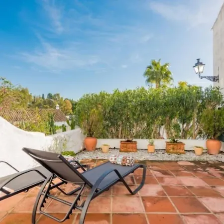 En- Cozy Andalusian Style Townhouse In Ferienhaus *