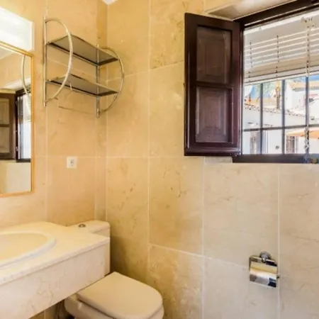 Ferienhaus En- Cozy Andalusian Style Townhouse In *
