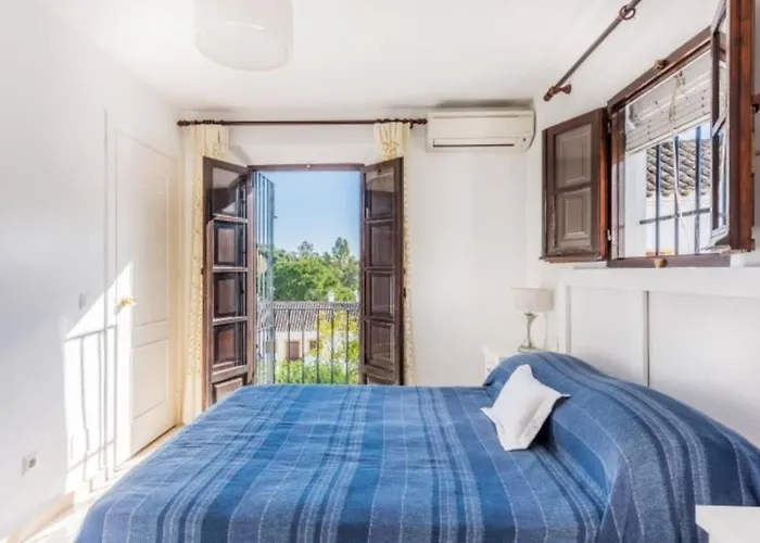 Holiday home En- Cozy Andalusian Style Townhouse In