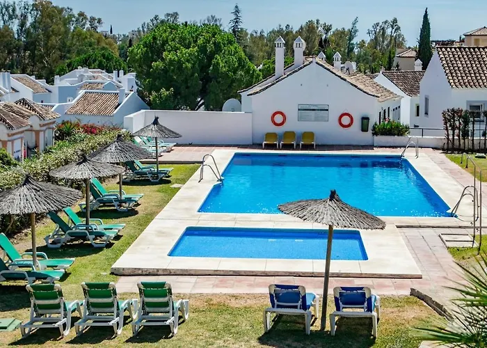En- Cozy Andalusian Style Townhouse In Hébergement de vacances *