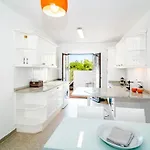 En- Cozy Andalusian Style Townhouse In Vakantiehuis