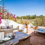 En- Cozy Andalusian Style Townhouse In Marbella