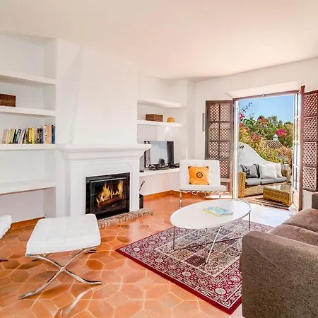 En- Cozy Andalusian Style Townhouse In Prázdninový dům *