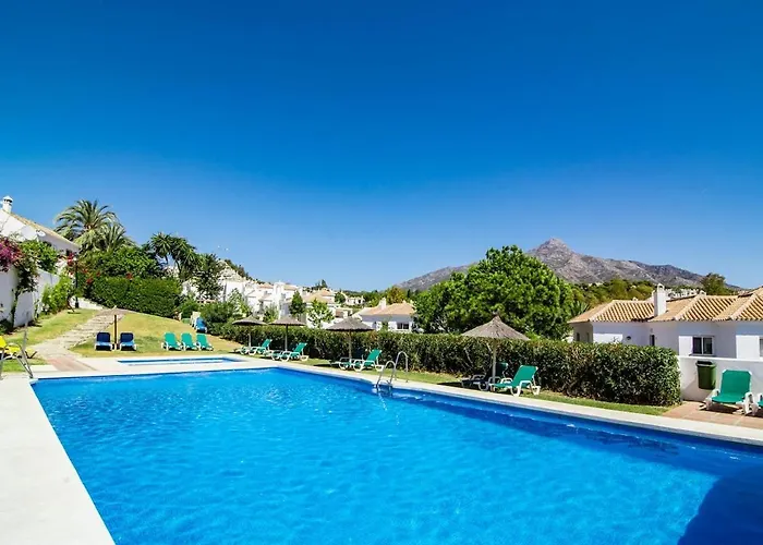 En- Cozy Andalusian Style Townhouse In Feriehus *